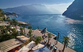 Hotel Sole Riva Del Garda 4*